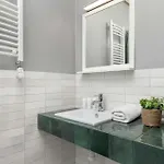 Jasne Blisko Zamku Na Wawelu W Krakowie By Renters *