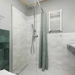 Apartment Jasne Blisko Zamku Na Wawelu W Krakowie By Renters Krakau